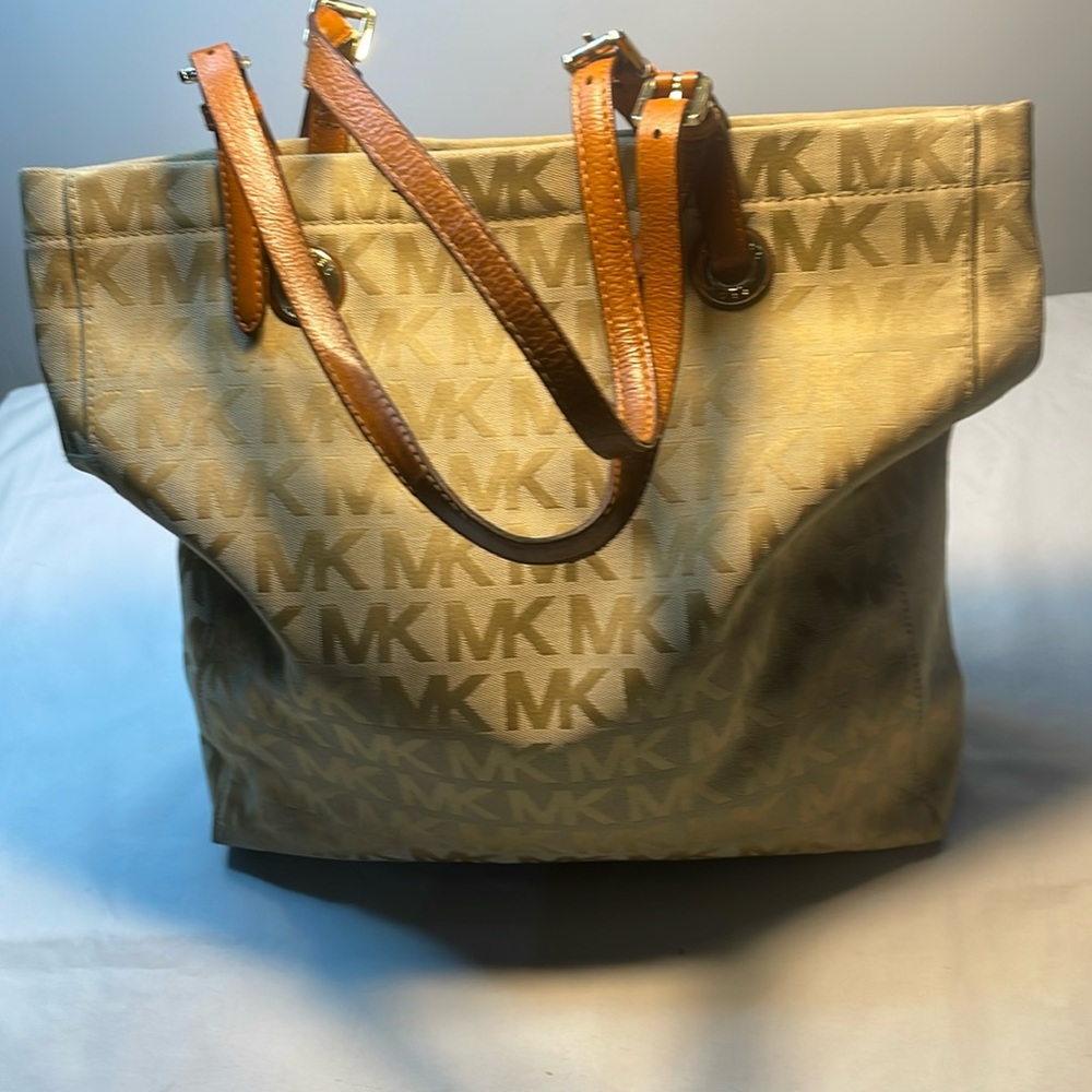 Michael Kors Signature Logo Tote Bag